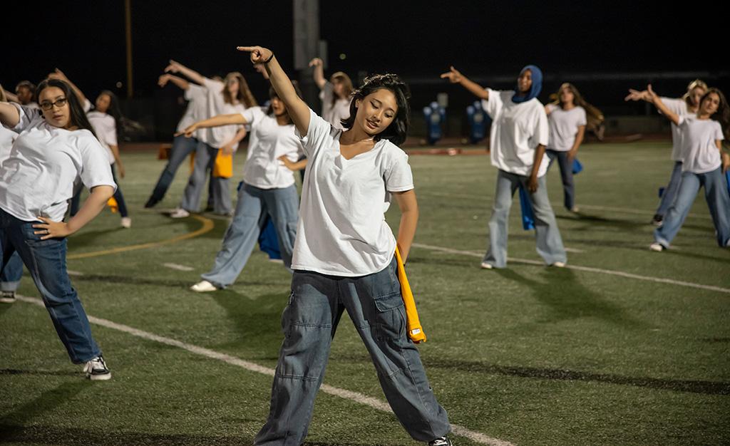 Dance Performs at Halftime